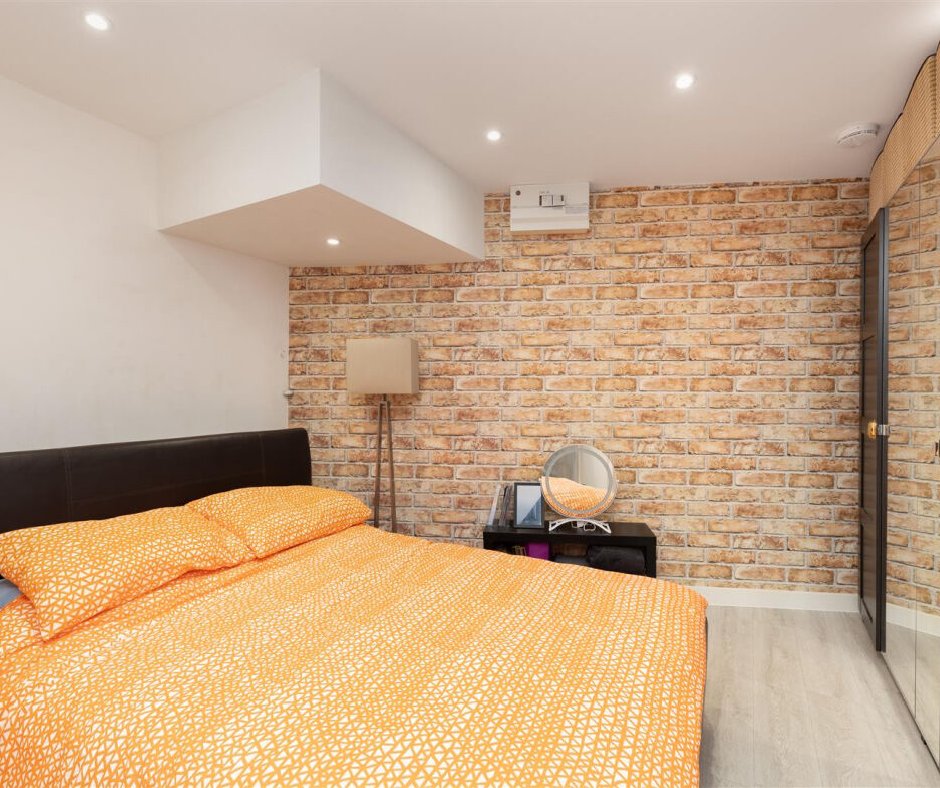 Homecastle_'s tweet photo. Delightful one-bedroom ground floor Split level conversion maisonette ~ a true gem waiting to be discovered 💎

📍 Woodside Road #SE25
🛌 1 Bedroom 
🔥 Modern features inc underfloor heating

Please get in touch if you would like full information or to arrange a viewing https://t.co/YlXmF0xSVv