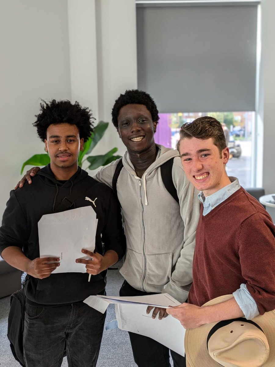 Mr Smith tweet media