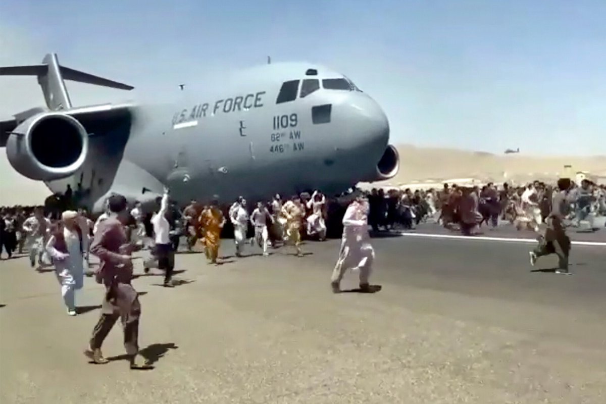theDemiHester's tweet photo. Today marks 3 years since the fall of Kabul, yet our Afghan allies remain in limbo, still waiting for evacuation &amp; COM approval, some for over 2 years. It's our govt's moral &amp; responsibility to honor its commitment &amp; protect those who stood by us in Afg.
@SecBlinken @KamalaHarris https://t.co/4czKzxX7HV