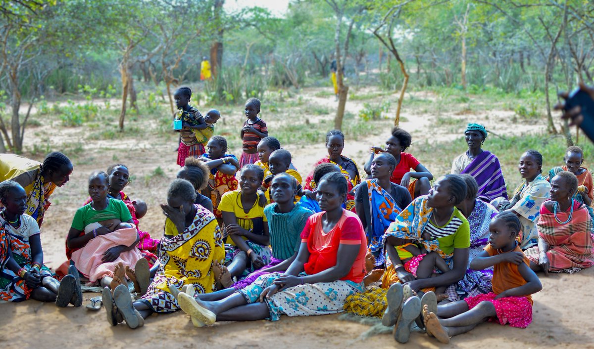 Env_Alert's tweet photo. Climate-smart initiatives aim to tackle climate change while ensuring food security and sustainable development. Environmental Alert and @IOM_Uganda are committed to raising awareness among women, girls and youth groups about the urgency of climate-smart activities. #Amudat https://t.co/6Ouw6q20lX
