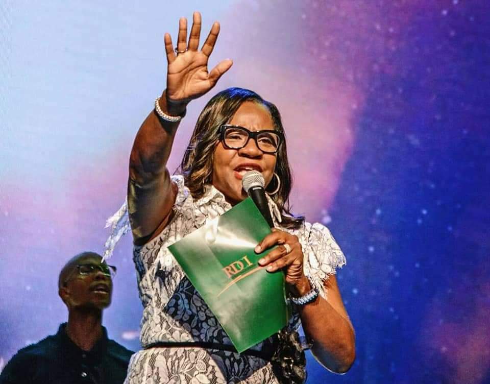 SWATA..... Now is not the time to give up!  "God has set you up to sling shot you into your purpose, future, and destiny." #DrMSpeaks  #ThrowbackThursday 
#KeepGoing #KeepBelieving

✨️Put in the comments✨️... Set Me Up Lord 🙌🏾🙌🏾