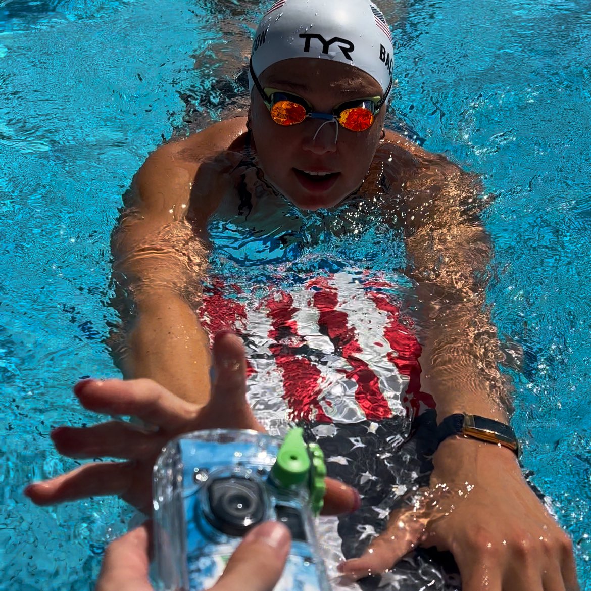 We gave some disposable cameras to our athletes during Olympic Training Camp. Here were some of the best photographers and shots 😁

🧵⤵️