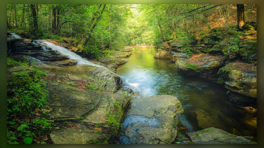 EndlessMtnImage's tweet photo. This place is not a secret, and for those who backpack the Old Logger's Path it may be quite familiar.  This was the first time that I had been there though, and I could not think of a better place to spend a hazy early morning.  Someday, I will wake up here. https://t.co/UFOt7COt61