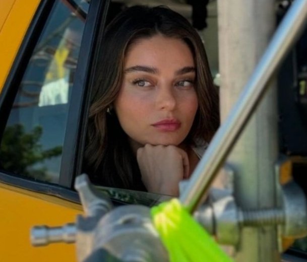 ruqia_20's tweet photo. 🩷.🌸 #AyçaAyşinTuran #G39D https://t.co/YDu71RMed8