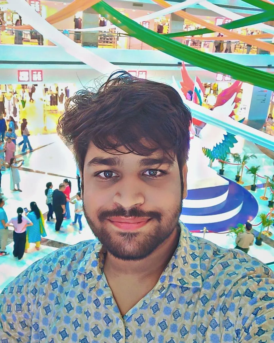 TheShobhit2001's tweet photo. 🇮🇳❤️ https://t.co/Z6TeXzd4AJ