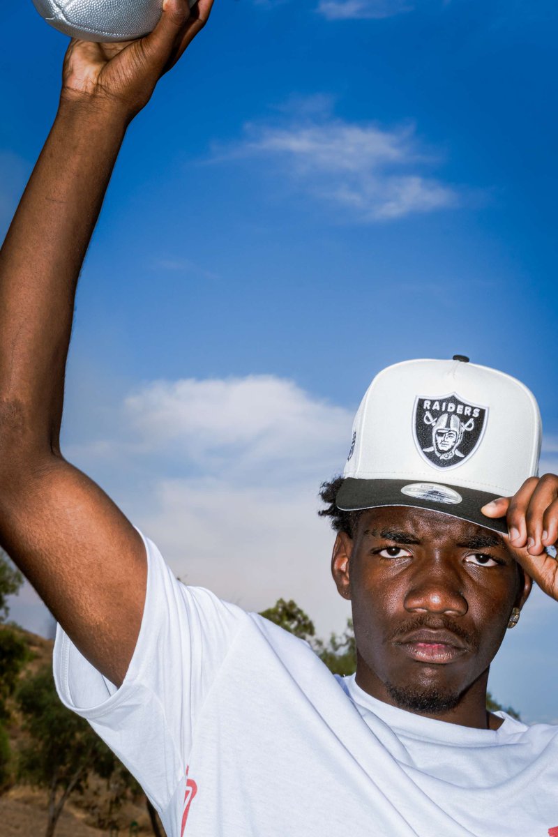 Shiekh's tweet photo. NFL Season is almost here cop a fresh New Era hat for the new season and rep your team in style 

https://t.co/8zLFJw68Wj

Shop online, pick up in-store 
#NewEra #NFl #NFLHats #CoppedatShiekh https://t.co/PMIHae0B9K