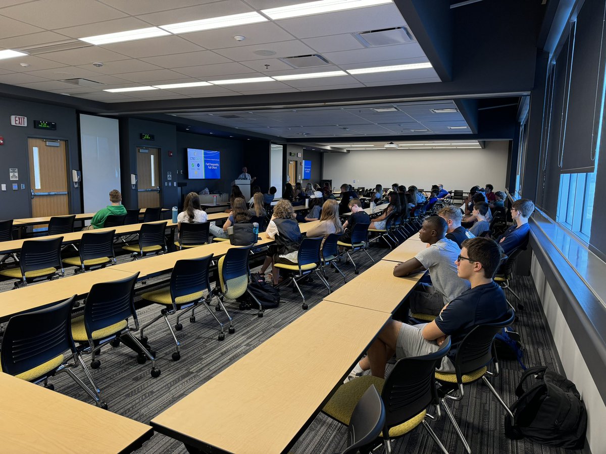 swartz_c's tweet image. First day of school for Cedar Trails! Learning about CAPS, Agilities and writing resumes. @USD_232