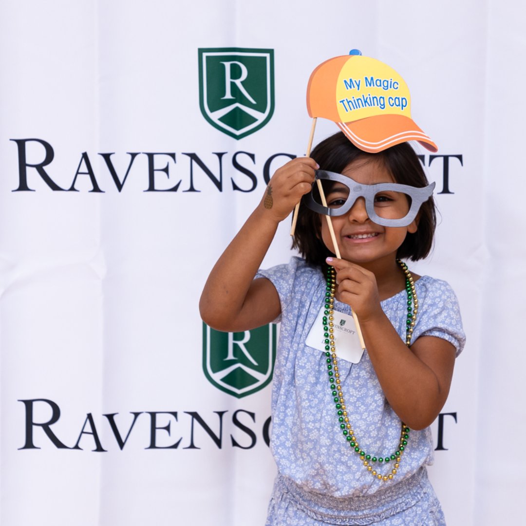 A robust slate of opportunities that culminated with on-campus orientation on Wednesday, Aug. 14, helped new students and their families get ready for the first day of school.

magazine.ravenscroft.org/news/nsp/~boar…
