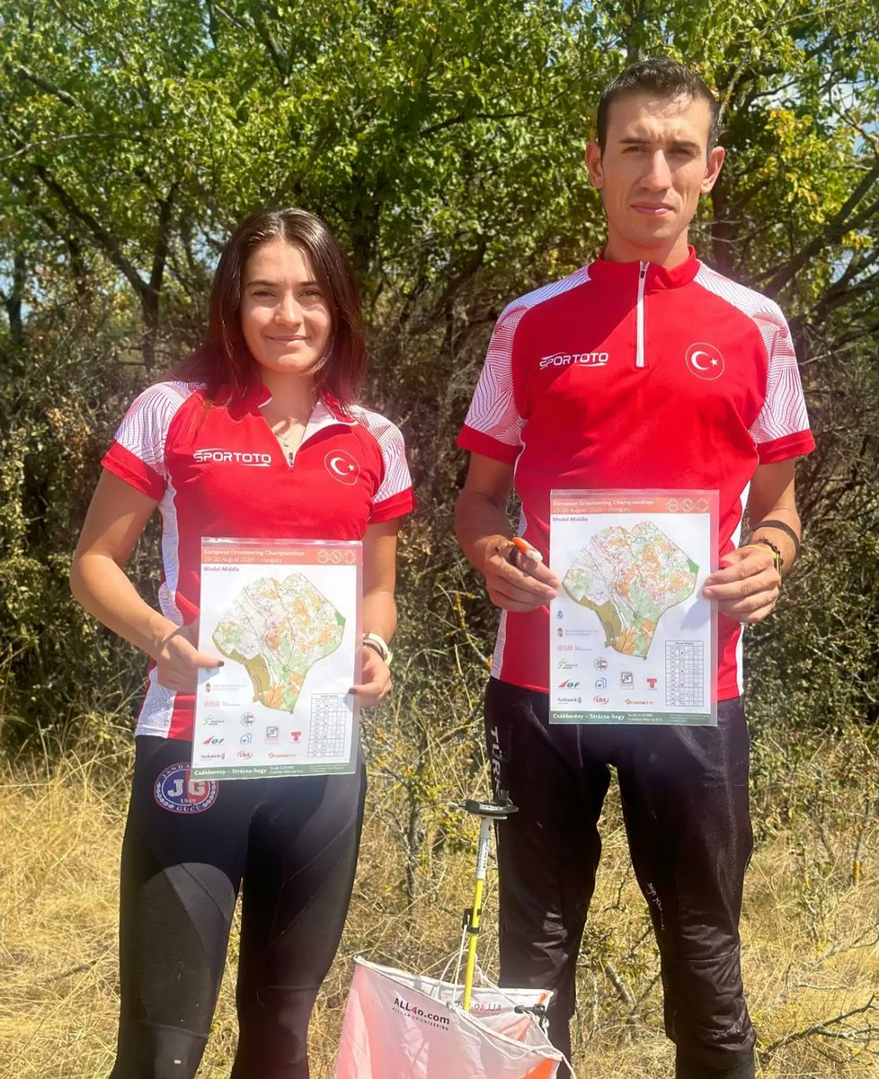 MİLLİ TAKIM SPORCULARIMIZ AVRUPA ORYANTİRİNG ŞAMPİYONASINDA

16-20 Ağustos tarihlerinde Macaristan da düzenlenen Avrupa Oryantiring Şampiyonasına, Milli Takım Sporcularımızdan Ayşe İŞLER ve Ayhan BİKİR Antrenörleri Harun İŞLER eşliğinde katıldı.
<a href="/gencliksporbak/">Gençlik ve Spor Bakanlığı 🇹🇷</a> <a href="/tekincolakoglu/">Prof. Dr. Tekin Çolakoglu 🇹🇷🇦🇿</a>