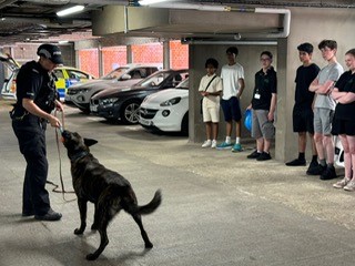 We're great animal lovers so it was fun to meet PC Amanda Pollard &amp; her pawsome pals PDs Pablo &amp; Buddy. They talked &amp; barked about the amazing work they do to keep our district safe &amp; showed off their superb search &amp; recovery skills. Thank you for coming in #essexpolicedogs
