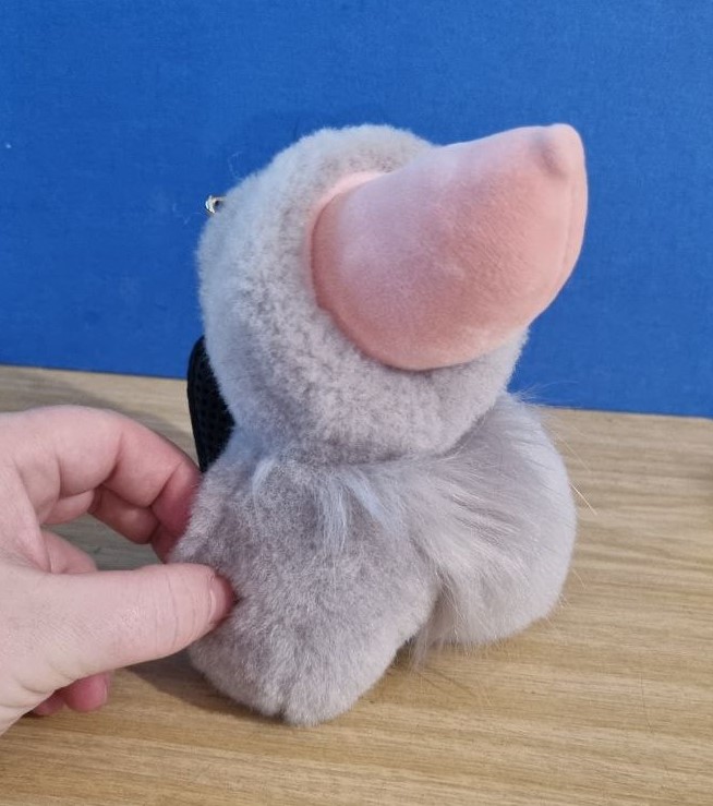 GoFuckItStudios's tweet photo. Magnetic sheath with removable tip insert. Made for soft suiting but the insert can be removed and the sheath safety pinned to the suit alongside the magnet to keep it secure if used for more physical fun! https://t.co/sglu7T0yuP