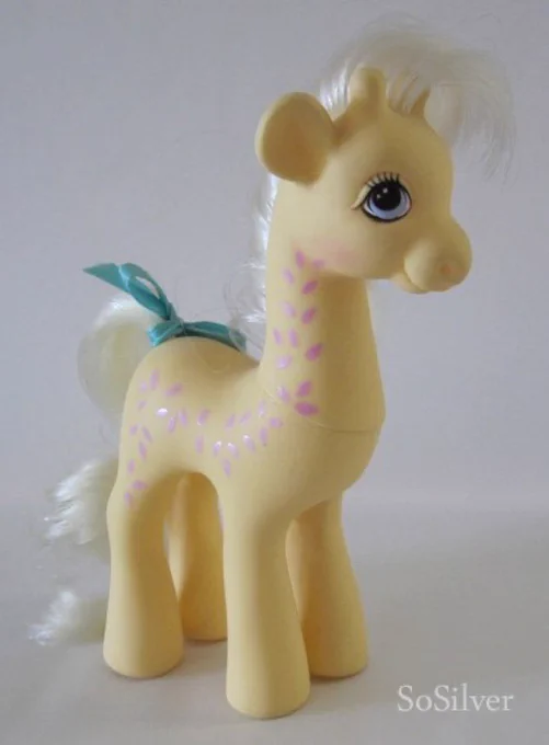 creamsicle giraffe  