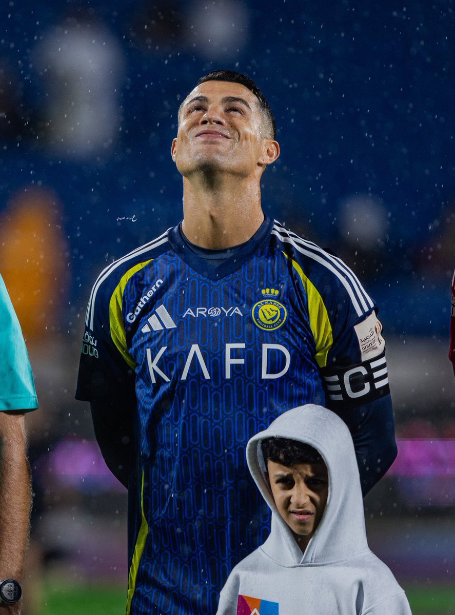 CR7Brasil's tweet photo. A carinha dele todo feliz de voltar a jogar depois de mais de um mês… Ninguém ama mais esse esporte do que Cristiano Ronaldo. 💙 https://t.co/Q4Q4OLYHdQ
