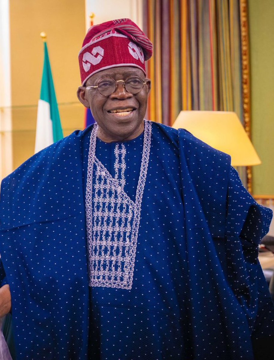 musambako's tweet photo. Fada bada kaiba! 

Yanzu hakadai inaga talakawan arewa maso yammacin Nigeria sunfara fahimtar ta inda aka hau tanan yakamata a sauqo, koba komai idan @GovUmarGandujee  ya matsa zasu iya samun sauqi kwatankwacin yanda suka samu a matsawar  @elrufai 

Hayya jala! https://t.co/S9UQbG9WMu