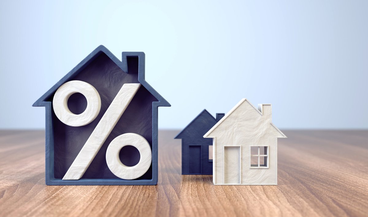 IanClarkMB's tweet image. How Homeowners Can Navigate Their Mortgage Renewal Amid Higher Interest Rates
In 2024, approximately 2.2 million mortgages in Canada are up for mortgage renewal, representing over 45% of all outstanding mortgages, as per data from the...
mfactory.ca/mortgage-renew…