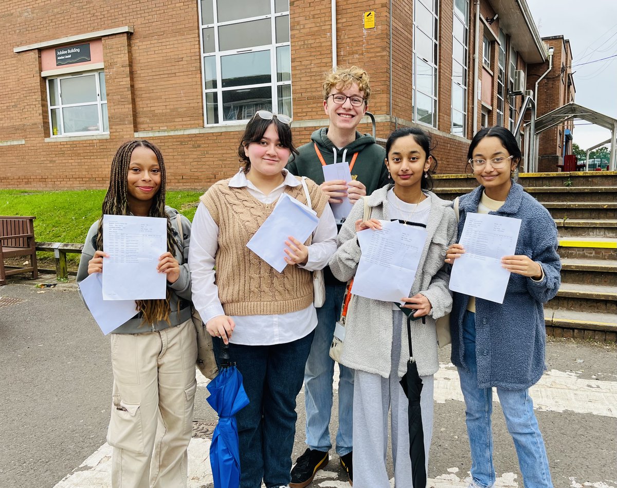 Congratulations to all our Post 16 students on receiving great results today!