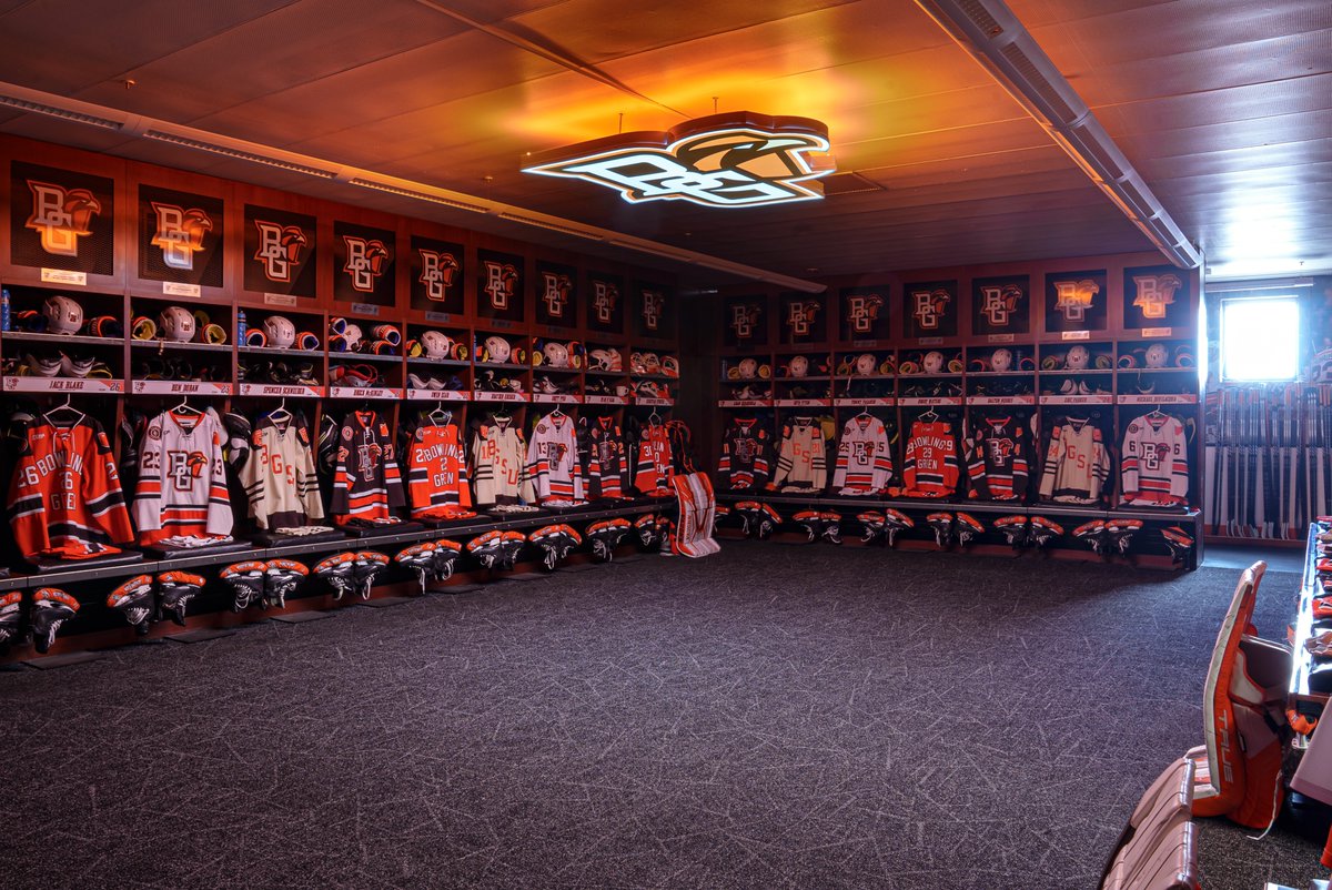 BGSUHKY's tweet photo. There's no place like home 👠🦅

#AyZiggy https://t.co/P7KpYnILdG