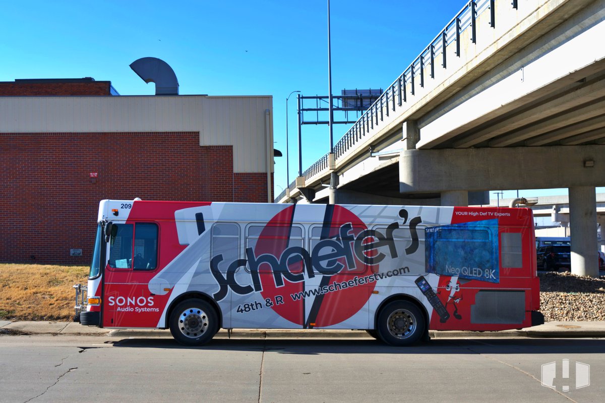 HouckTransitAds's tweet photo. Retailers, ready to take your brand on the road? 🚌
✅ High-impact visibility
✅ Captive audience of daily commuters
✅ Ideal for local promotions

We're thrilled to showcase our recent partnership with Shaefer's in Lincoln, Nebraska. https://t.co/9gnEzwolKU