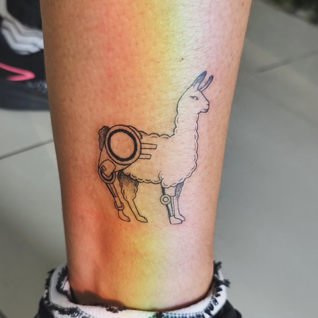 lohifish's tweet image. for my bestie, my favorite llama ❤️🦙 #llama3