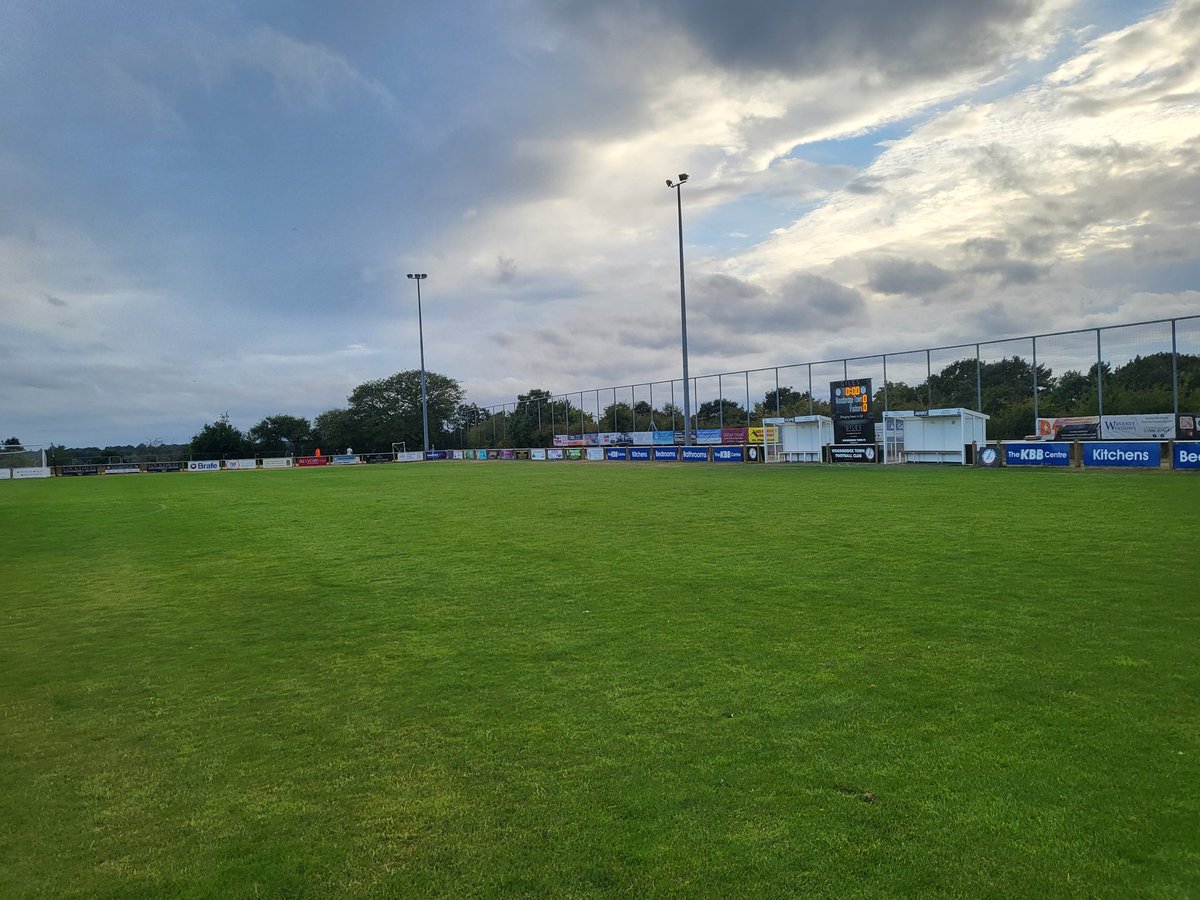 WTFC_U18's tweet photo. Just 25 mins to our first game of the season. FA Youth Cup action v @_IWFC 18s. https://t.co/JPuNUooF2t