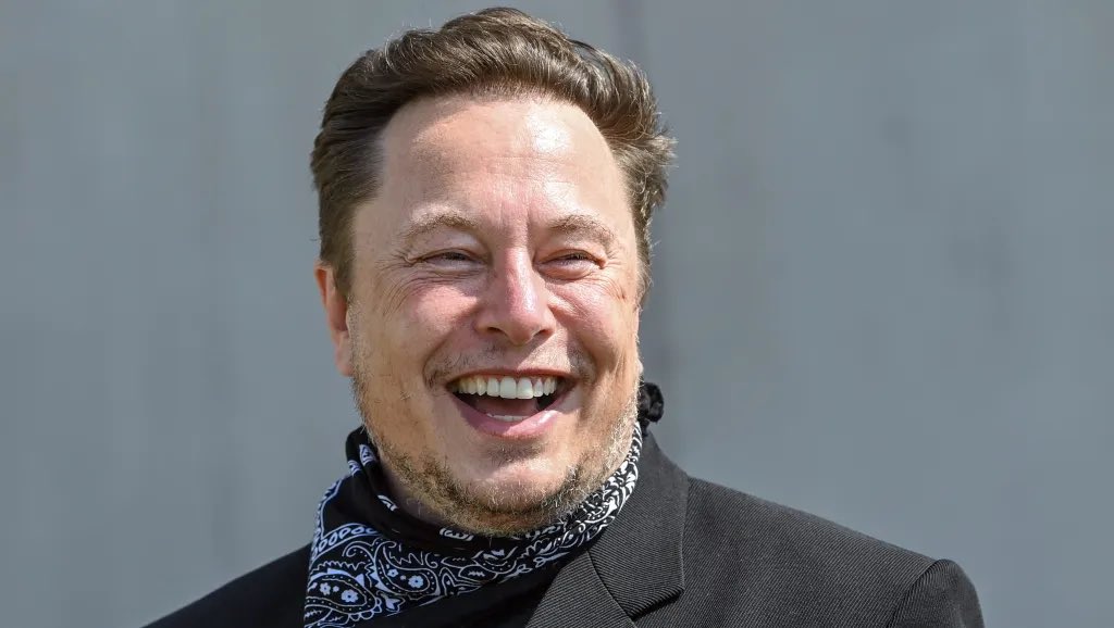 wakeupusa's tweet photo. 🚨BREAKING: Elon Musk calls Mark Cuban “a giant 💩 in human form.”

Do you agree?
Yes or No https://t.co/xR2Cqdkods