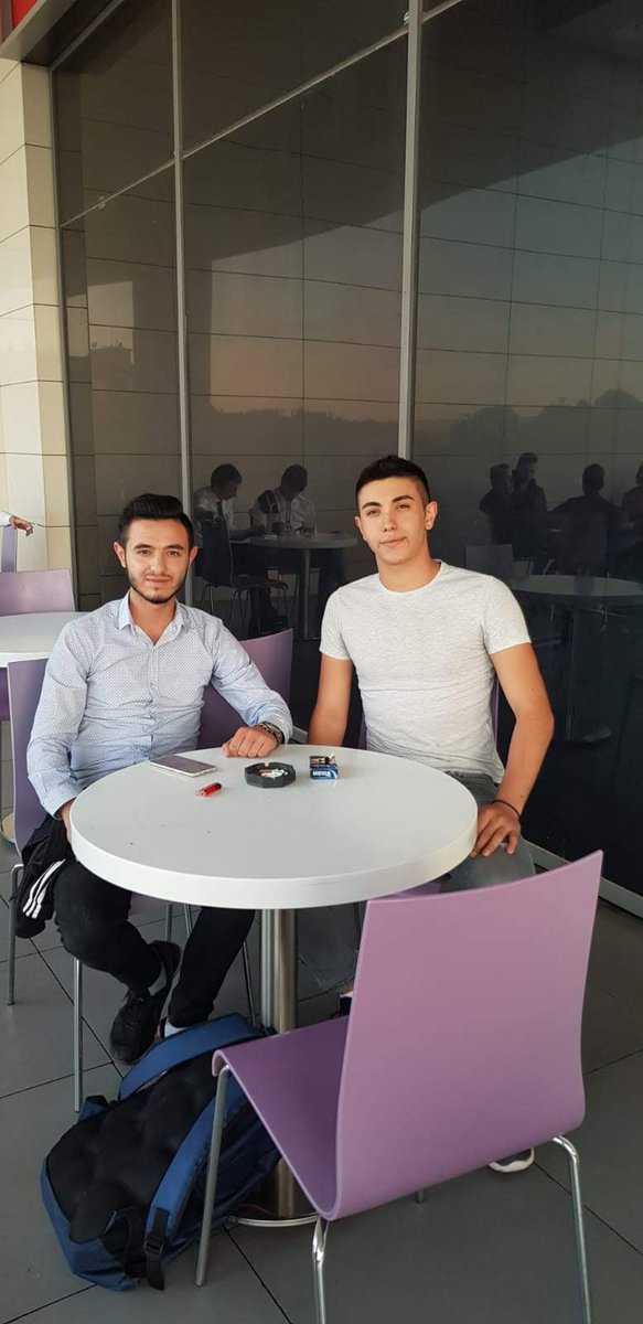 Canım kardeşim mekanın cennet olsun bu gidiş yakışmadı  yaktın bizi..