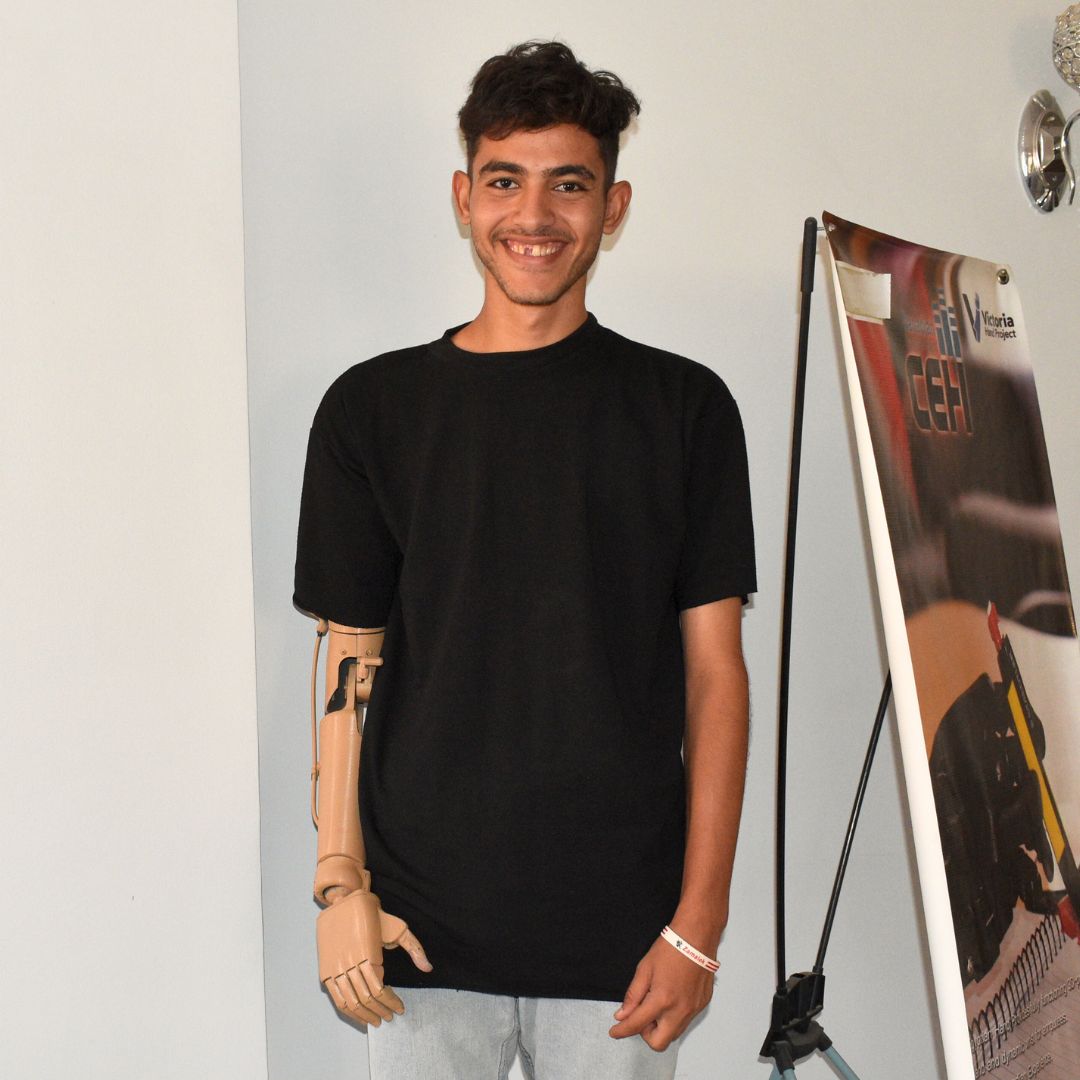 Victoria Hand Project tweet media