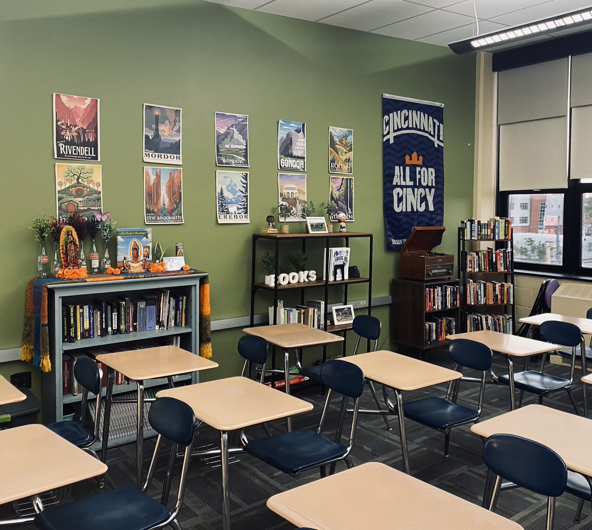Year 12 in my little slice of paradise as Mr. Eiser. Got my teaching fits ready and coffee on deck 🦅📚