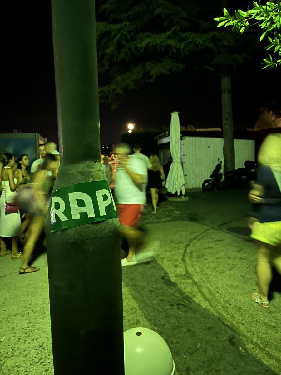 gespottet in Malinska, Kroatien 🇭🇷 (war dunkel sorry) #rapid #scr