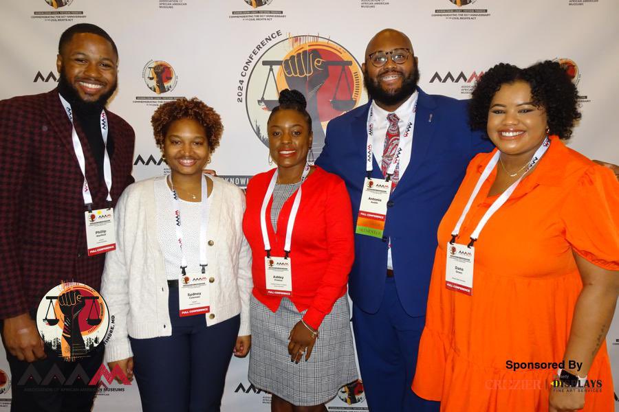 I am peacock proud of these scholars! 🦚❤️🥰

These are doctoral candidates from <a href="/HowardUHistory/">History Department</a> and Morgan State University and it gives me pleasure to say that I’ve taught each of them. #AAAM2024 #AAAM