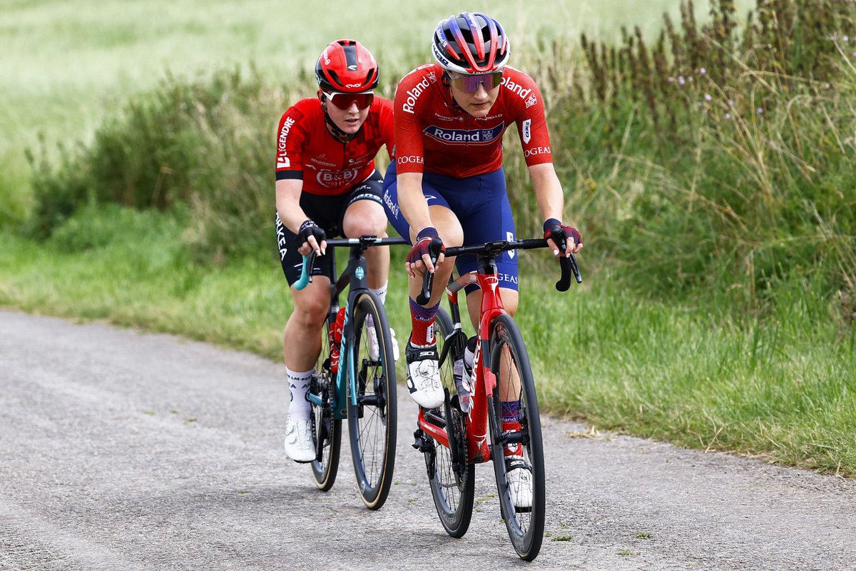 RolandCycling's tweet photo. Another tough day in @LeTourFemmes but with @elena_pirrone part of one of the first breakaways of the day 🙌🏻 

Still three days to go! 🔴 https://t.co/tAyal2QrV9