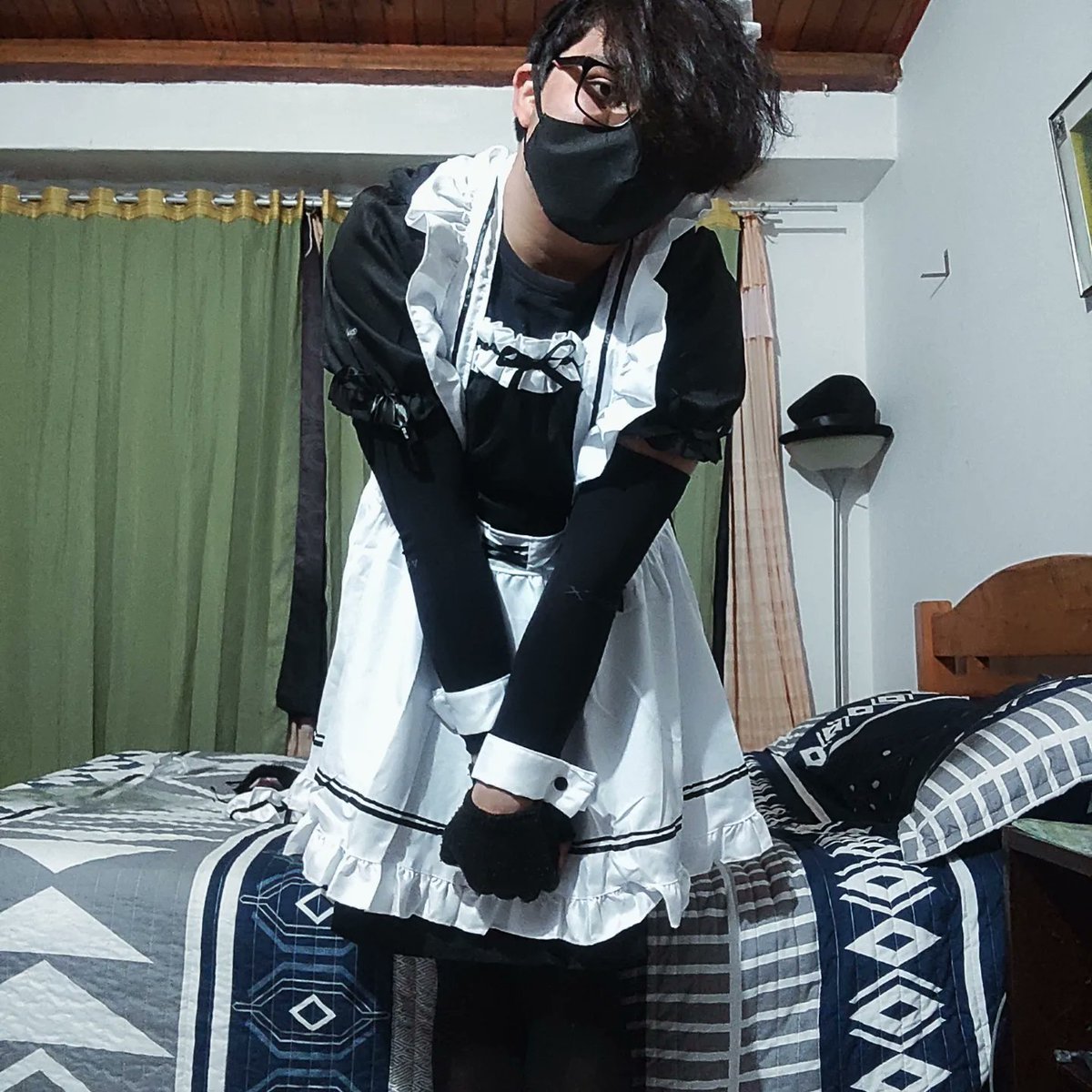 Welcome back master 

#femboy #femb #BoysLove #trap #crossdress #sissy #sissyespañol #tights #hightights #catboy #gay #LGBTQ #LGBT #trans #homo #cuteboy #skirt  #gothgirl #egirl #eboy #男の娘 #ts #softgirl #tv #trapito
