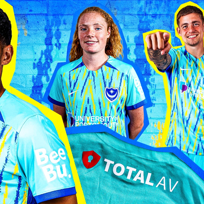PompeyWomen's tweet photo. 🔵🟡

👕 Introducing #Pompey's 2024/25 third kit!