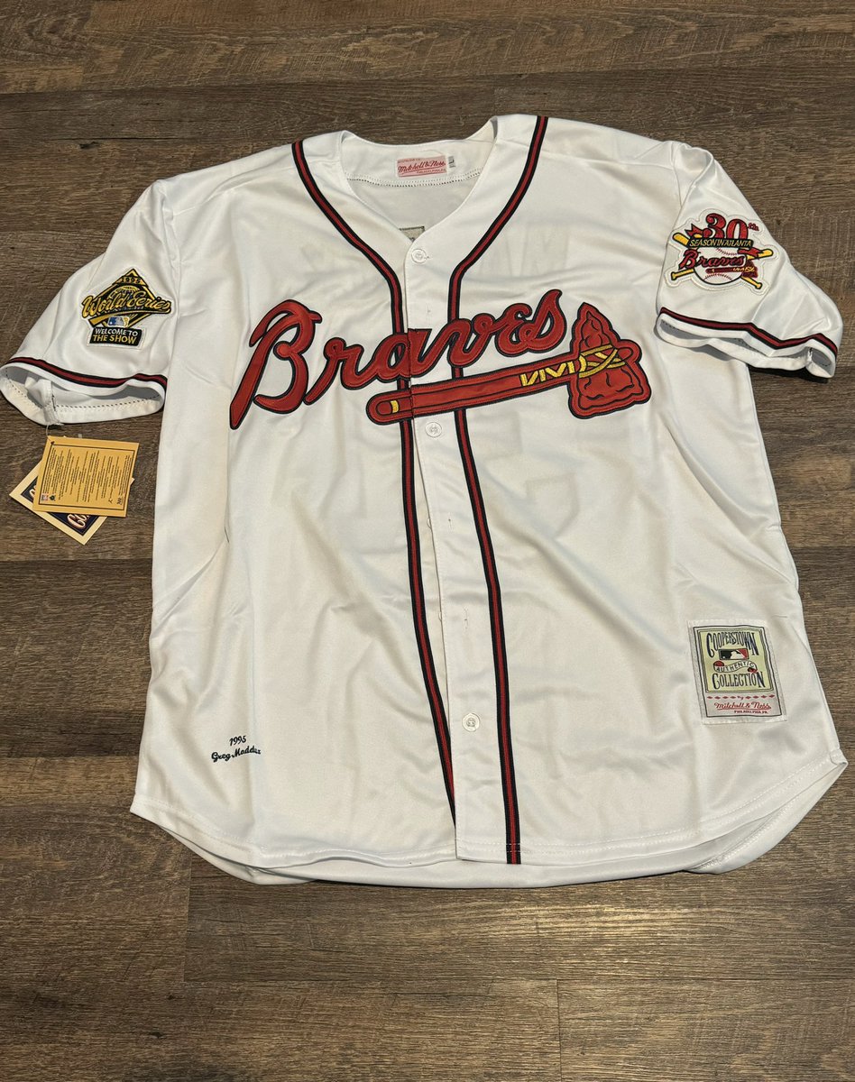 HUBapparel1's tweet photo. Greg “Mad Dog” Maddux 95
World Series jersey at H.U.B.! https://t.co/rHTpN231k6