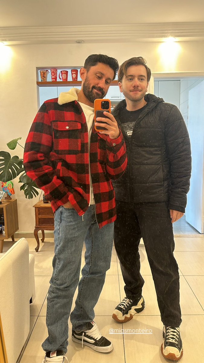 jplusr's tweet photo. Eu quando acho o amor da minha vida 🥹❤️ https://t.co/7rYpArw32B