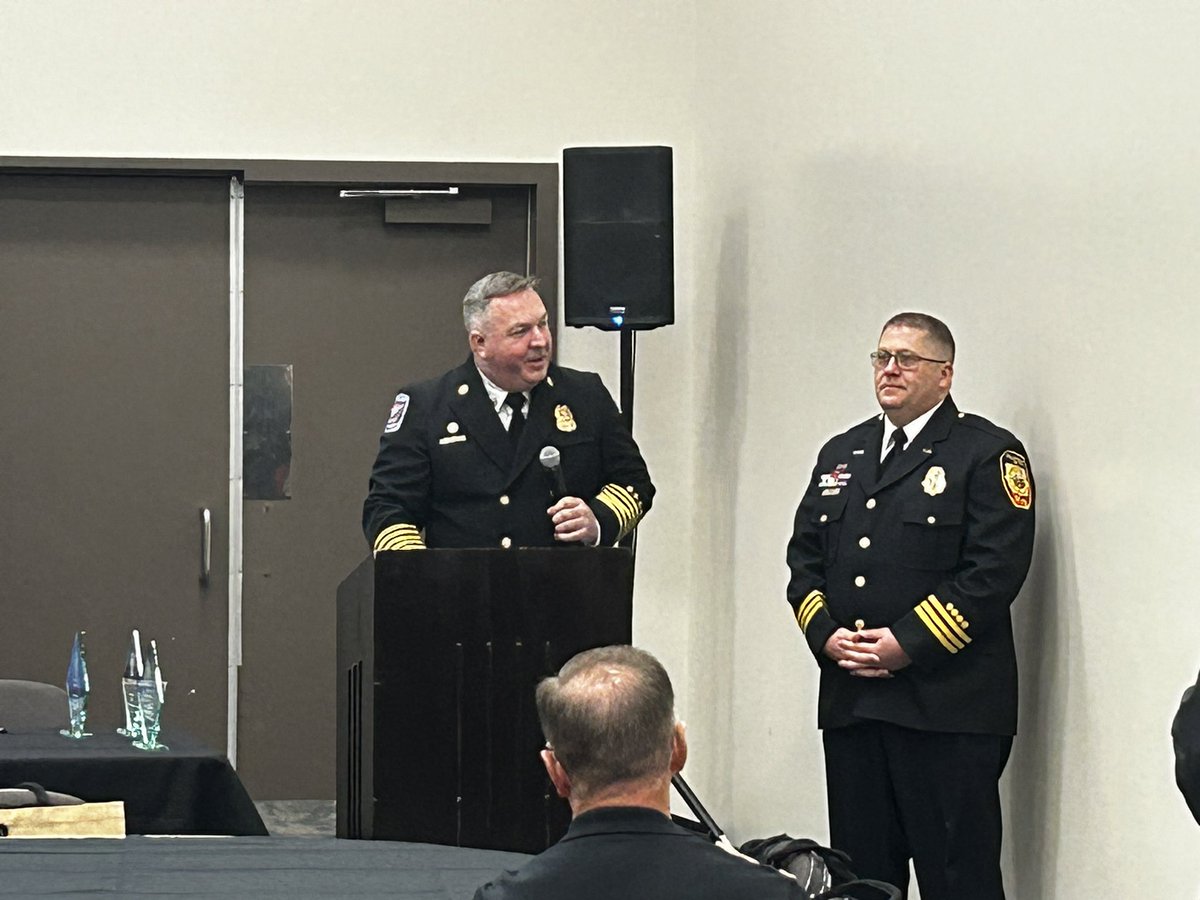 Congratulations to Battalion Chief Duane Daggers of the Chesapeake Fire Department on being awarded the Alan Brunacini Fire Service Executive Safety Award by the IAFC SHS (Safety, Health, and Survival) section. #IAFC #SHS #FRI2024