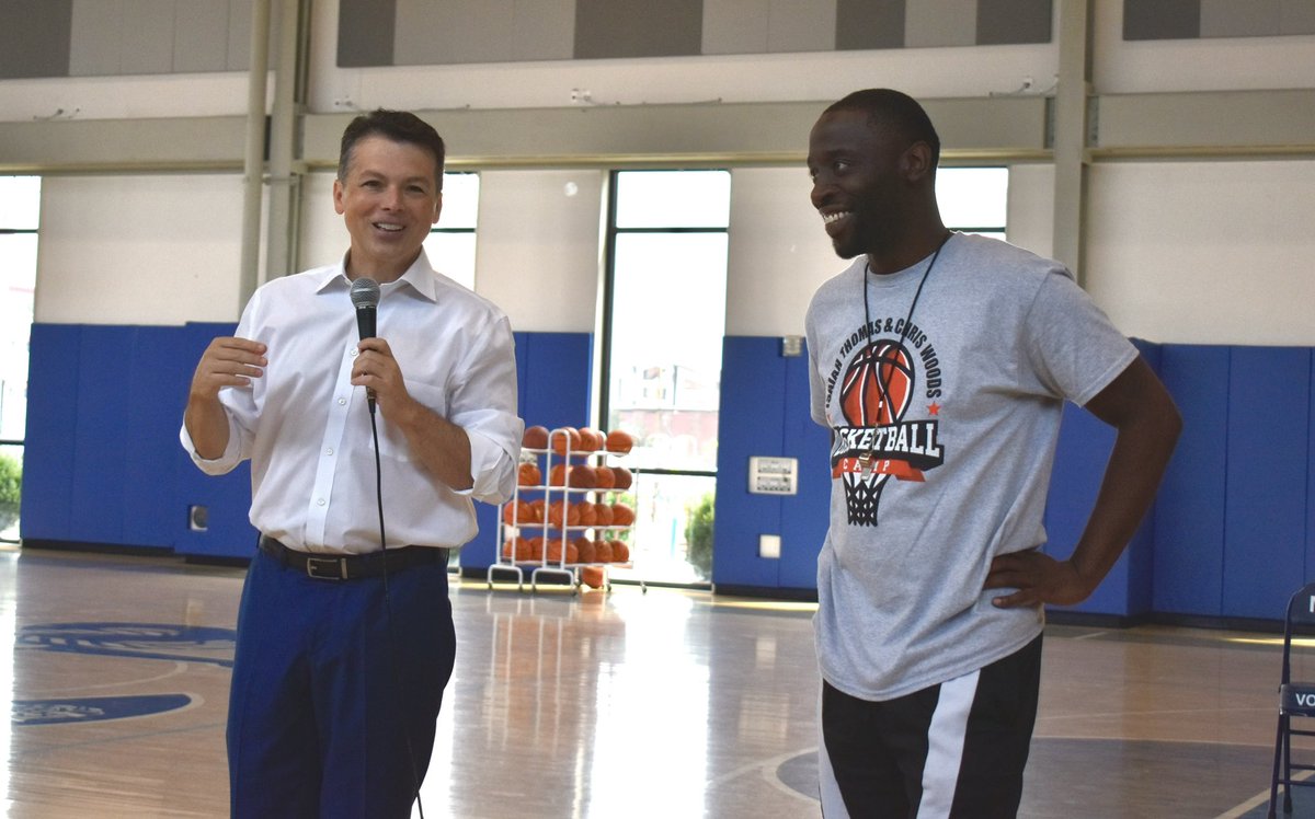 RepBrendanBoyle's tweet image. Enjoyed joining @CMThomasPHL at his annual basketball camp. Hundreds of Philly kids each summer learn valuable skills while having fun too. Thank you Isaiah! #PA2