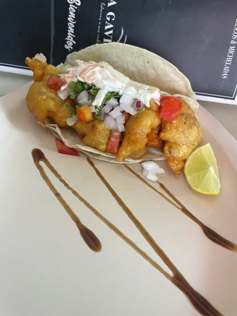 Mis sobrinos a 32 años de estar a su servicio modificamos nuestras tradicionales recetas para seguir estando en boca de todos...

¿Ustedes ya probaron la nueva receta de tacos de camarón y filete?

#mariscos #tacospescado #camarones #guadalajara #lagaviota <a href="/BazarBarato/">Bazar GDL</a>