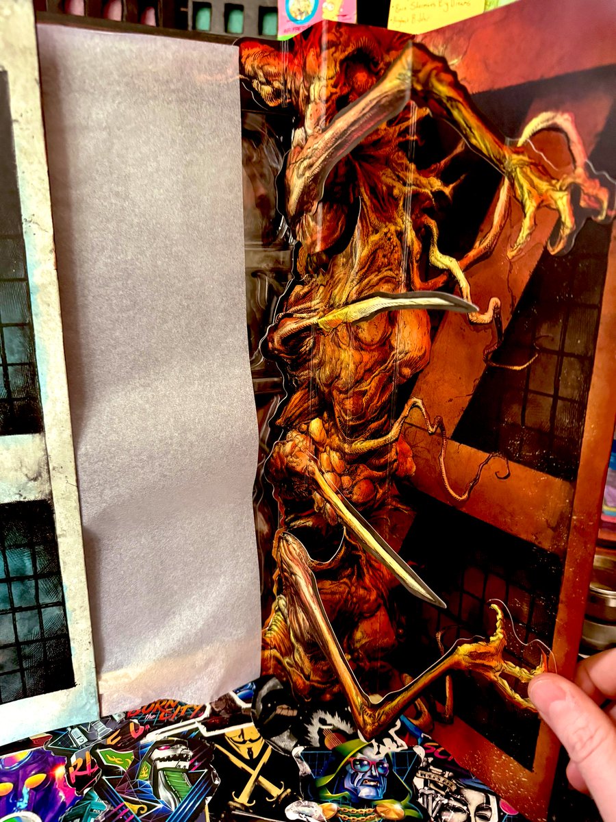 CultureTheKidd's tweet photo. Holy shit!

Look what showed up today!

Mondo: Sixth Scale MacReady: Timed Edition

From my favorite film to the toy shelf. 

This fucking box though 😍😍😍 It’s a pop out! This is the sliced bread of collector boxes.

@MondoNews you magnificent bastards 🥲

#Mondo #TheThing https://t.co/l8kGfeAElo