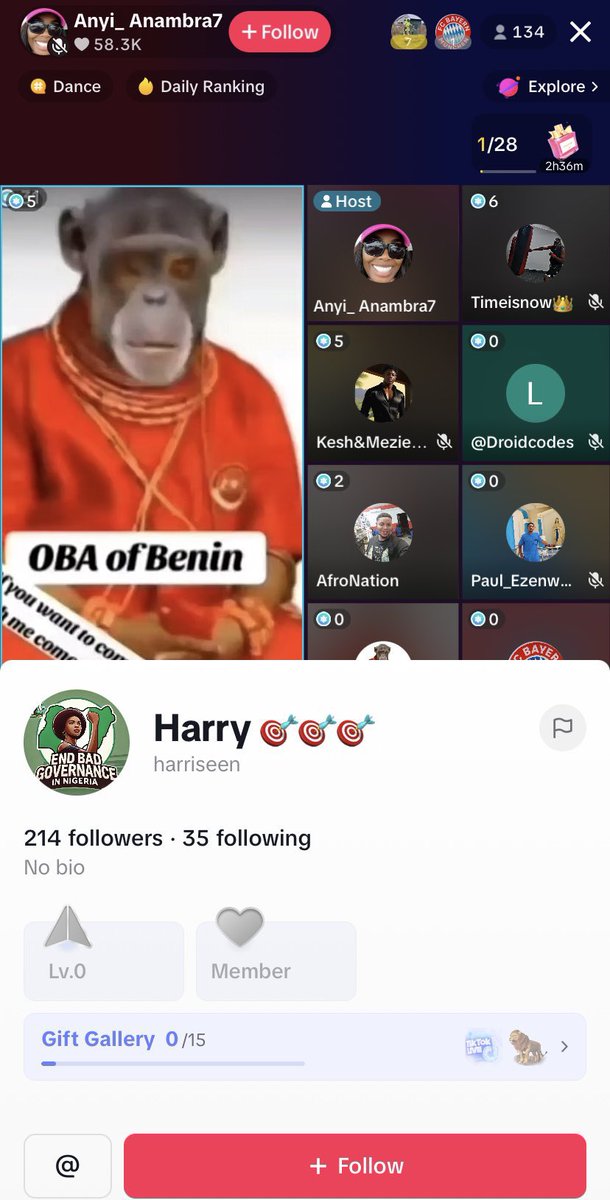 This  Coward Guava head 🥑Harry guy doesn’t rate his followers and thinks Benin people must be stupid like him 

This is Harry himself in the comment section of the people abusing Oba of Benin begging them in the Igbo language 

He then comes on Twitter to post a random guy to