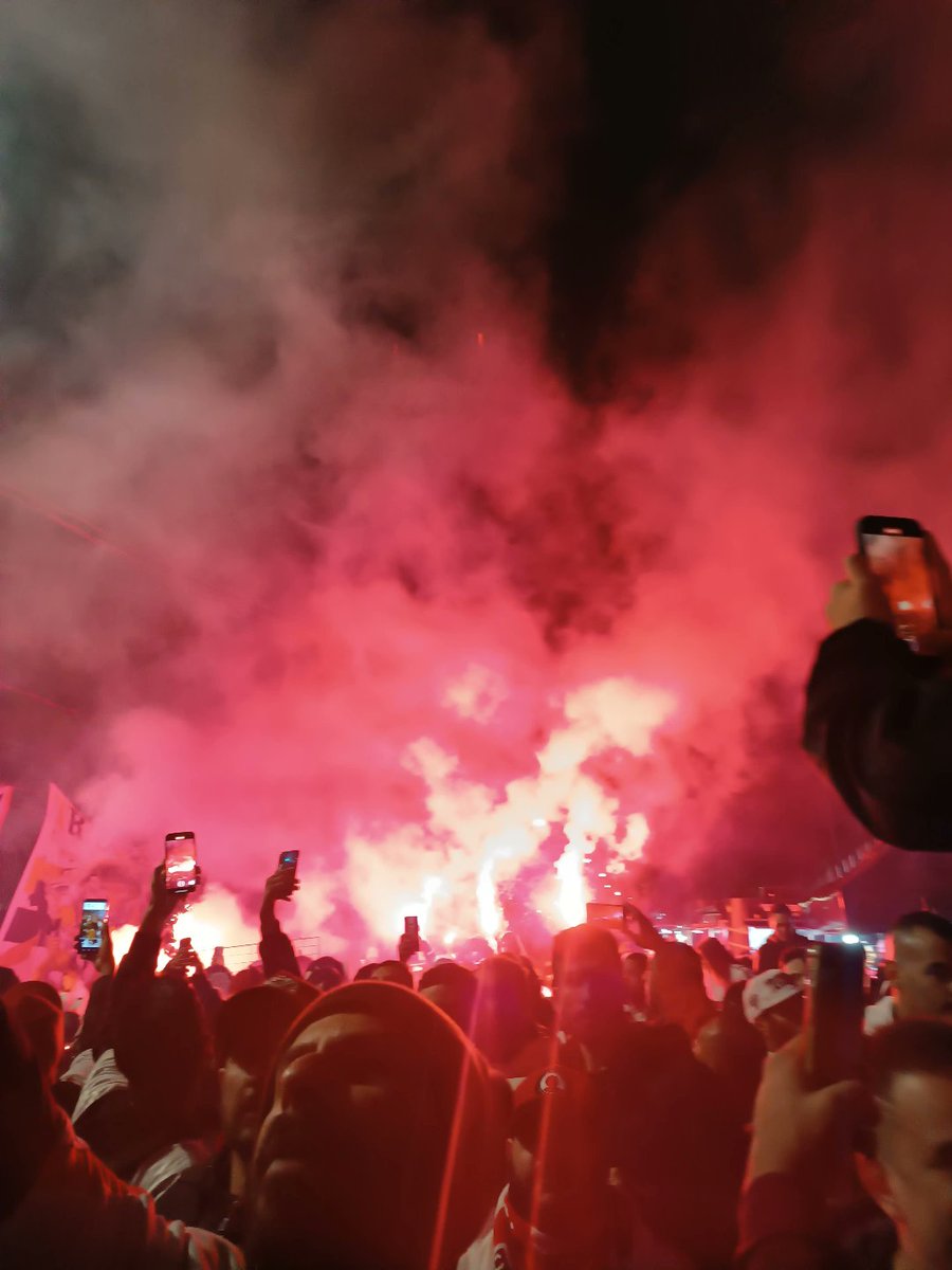 EL MORUMBI TE MATA.

PODE VIR TODO MUNDO.