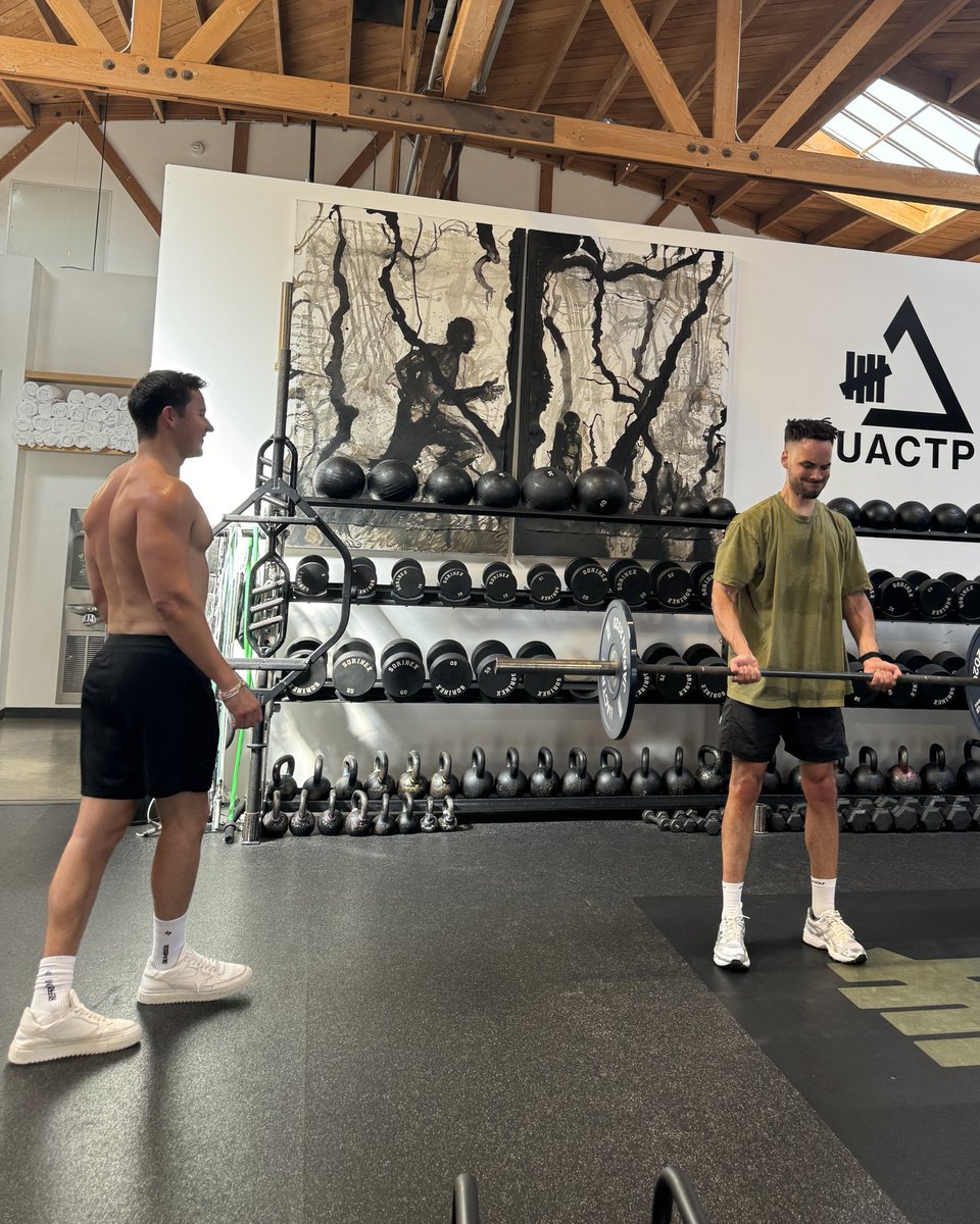 studio nerds getting gains 🦾 <a href="/_cassian/">Cassian</a>