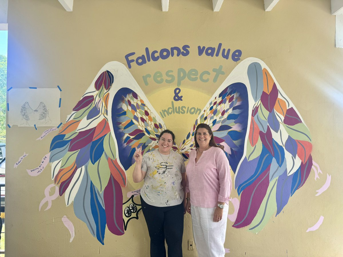 jbluery's tweet photo. Starting off the first day of school with a pop of color 🎨😁📚

#school #artproject #muralproject #creativity #wings #falcons #rockaway #firstdayofschool #artist #mural #paint #inclusion #respect #color #popofcolor https://t.co/I3fwjfzIgr