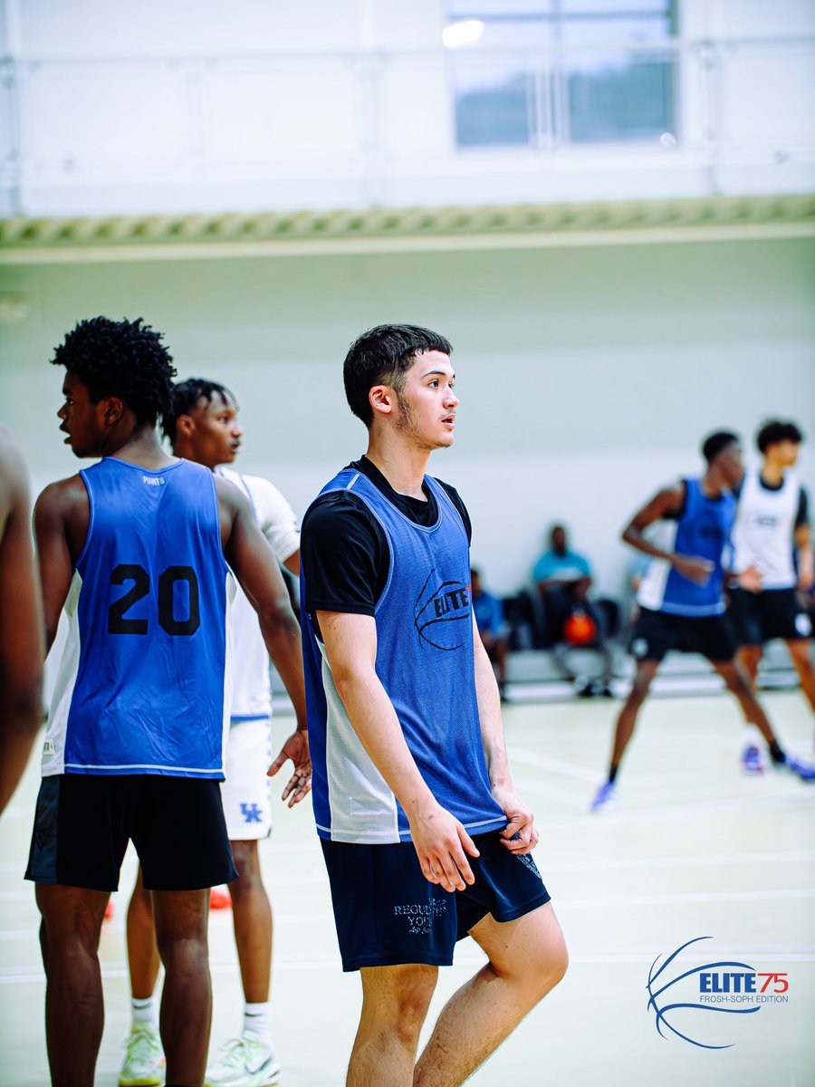 NERRHoops's tweet photo. 2026 guards Jonathan Ocasio and Sean Wilson both caught our eye at last year’s Frosh Soph #E75 and have continued to improve their games.

@o_ocasioo @Sean_Wilson03 

More on today’s featured athletes:
https://t.co/aY7xJJR925 https://t.co/Jmezel3yqB