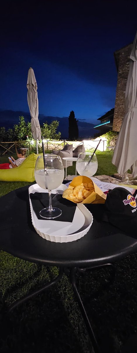 tat8's tweet photo. Drinks with my husband in Assisi @honeymoon @lovedup https://t.co/tlTj1j1GI9