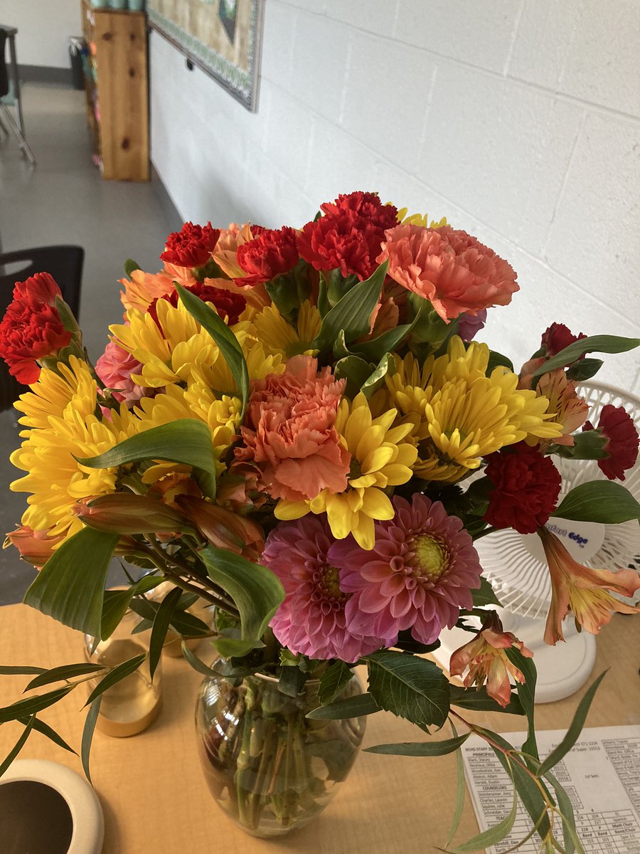 Ms.Ehrenberg tweet media