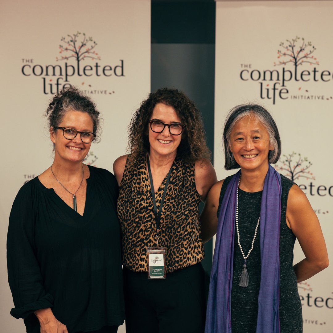 completedlife's tweet photo. It was wonderful to host the inaugural gathering of over 50 NYC Doulas at the Completed Life Gathering Space. What an amazing evening of building community &amp; learning together.
Join us for our next gathering, Thursday Oct 10, with Colleen Katz, who will speak on Childhood Grief. https://t.co/Fi4rcbXduD