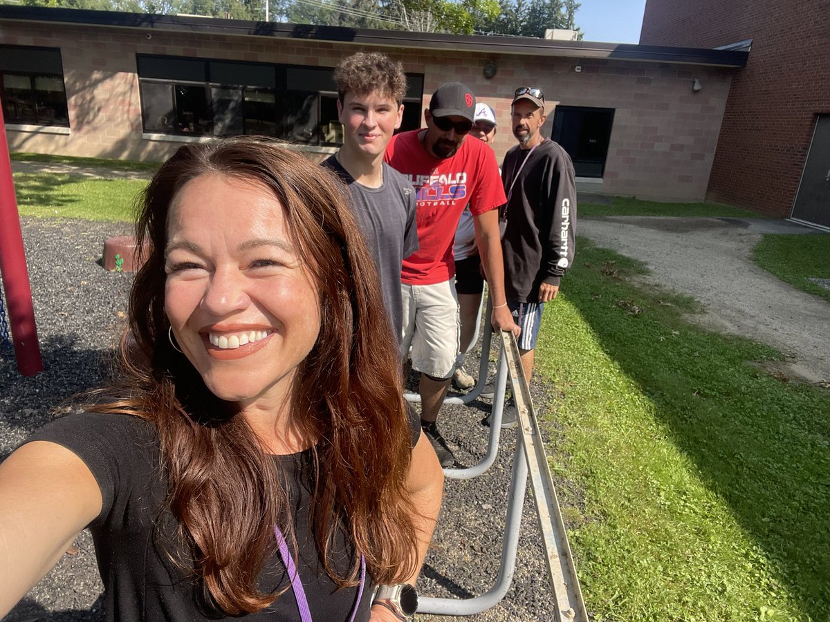 brookeadams_ces's tweet image. They say, “Teamwork makes the dream work”. I had some help 💪🏼

Bike path work… Thank you @CreatingHealthy &amp;amp; Erie County Rails to Trails for helping our vision come to fruition 🚲