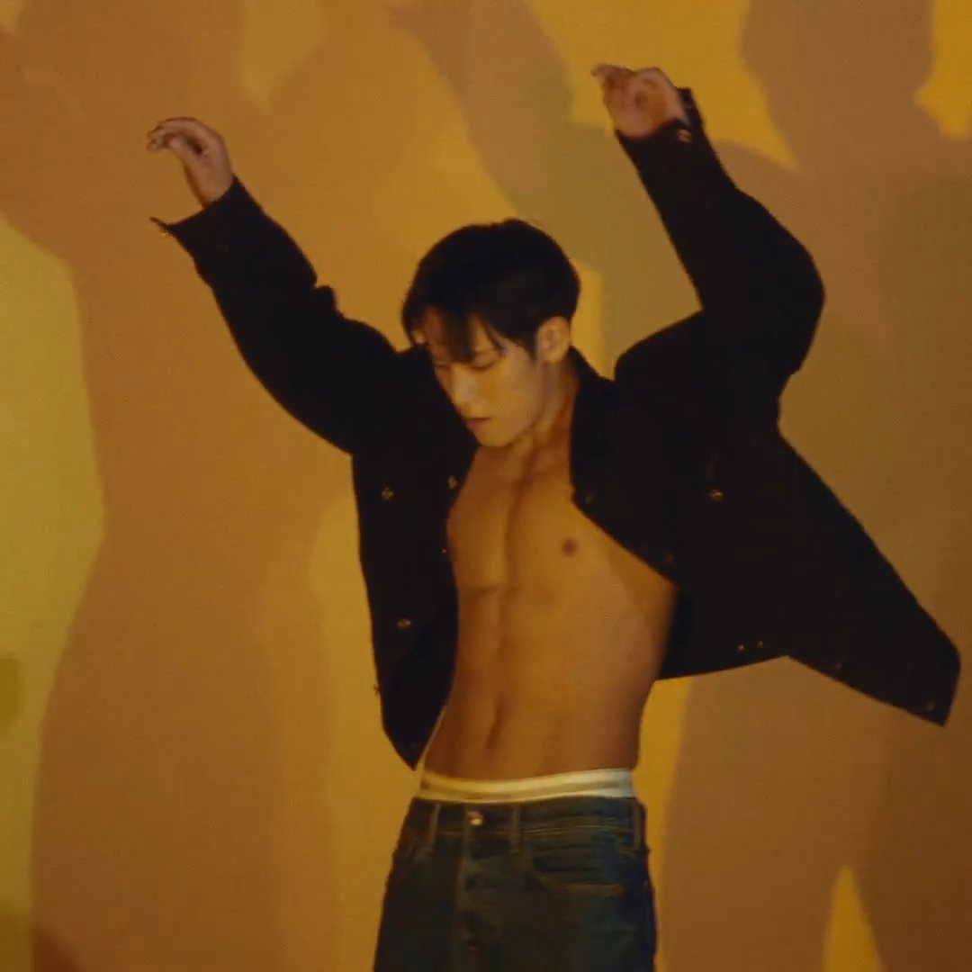 gyumedia's tweet image. l'occitane x calvin klein 💛