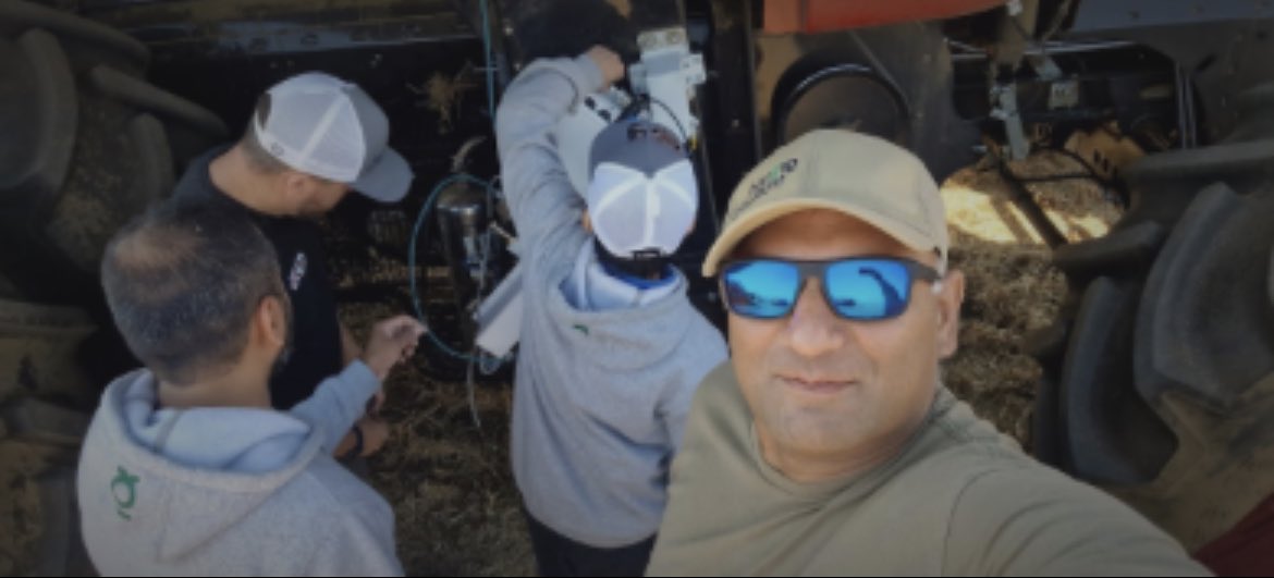 GroundTruth_Ag's tweet image. 🌾 The excitement is building at Ground Truth Ag! We’re gearing up for in-field testing! Stay tuned for updates as our team works hard to bring the latest in grain grading technology.

#AgTech #Harvest2024 #FieldTesting